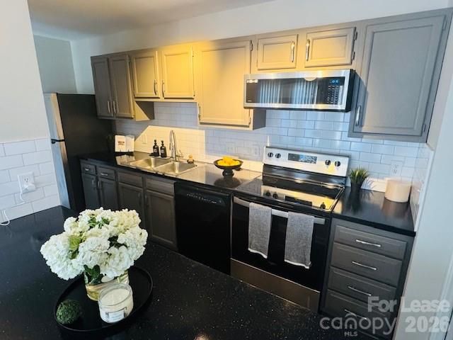 6137 Meadow Rose Lane, Charlotte, NC 28215