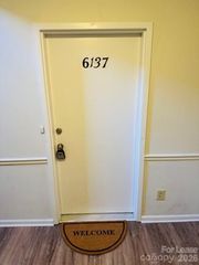 6137 Meadow Rose Lane, Charlotte, NC 28215