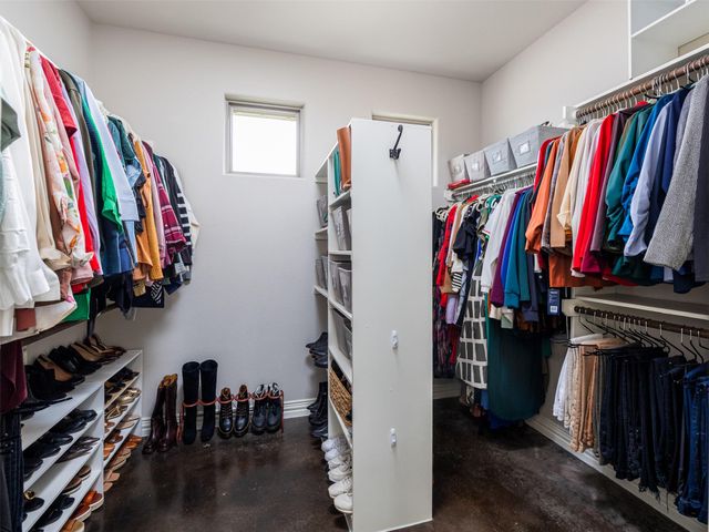 213 Angela DR, Liberty Hill, TX 78642