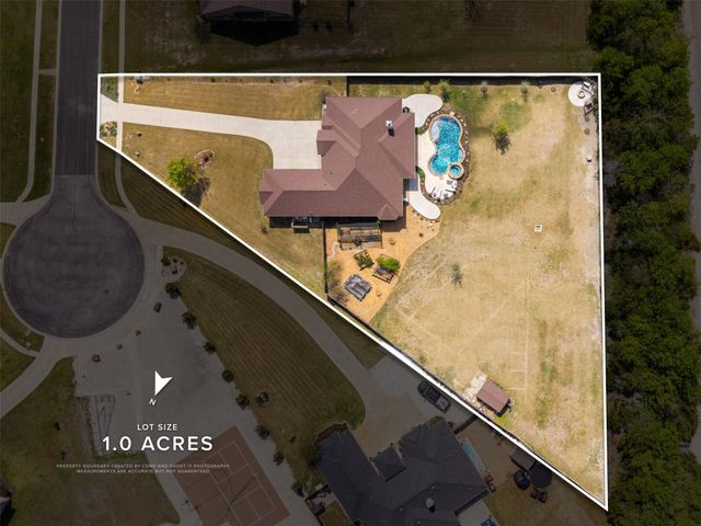 213 Angela DR, Liberty Hill, TX 78642