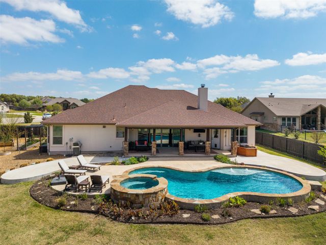213 Angela DR, Liberty Hill, TX 78642
