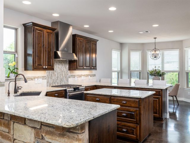 213 Angela DR, Liberty Hill, TX 78642