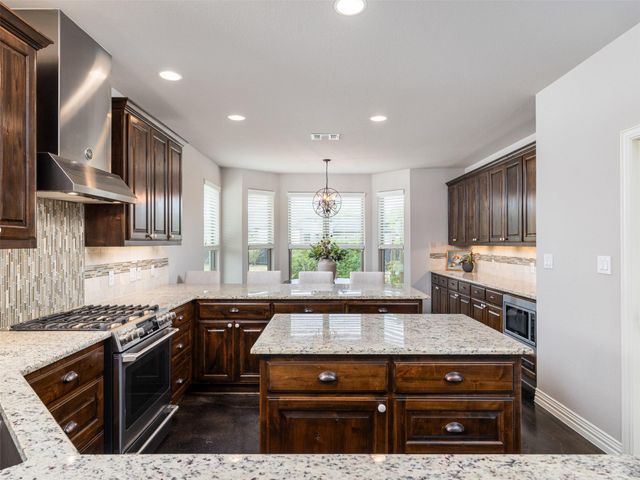 213 Angela DR, Liberty Hill, TX 78642