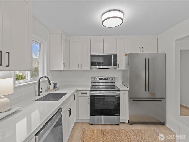 20405 119th Avenue SE, Kent, WA 98031