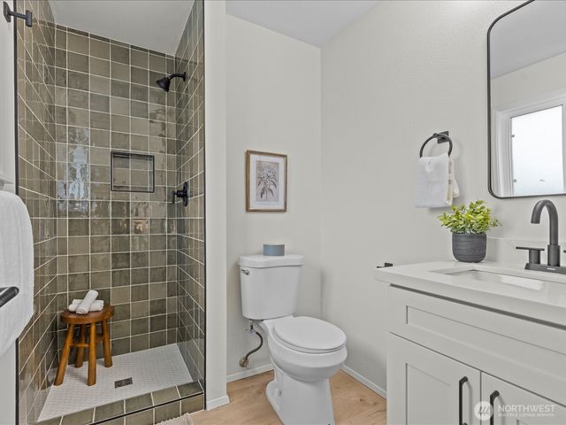 20405 119th Avenue SE, Kent, WA 98031