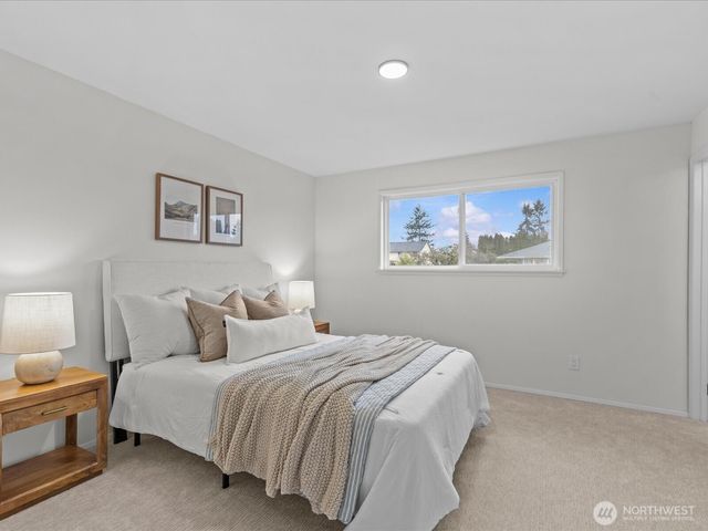 20405 119th Avenue SE, Kent, WA 98031