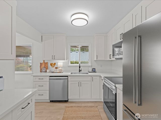 20405 119th Avenue SE, Kent, WA 98031