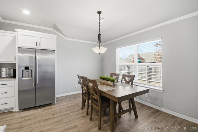 1140 S Javine Avenue, Skiatook, OK 74070