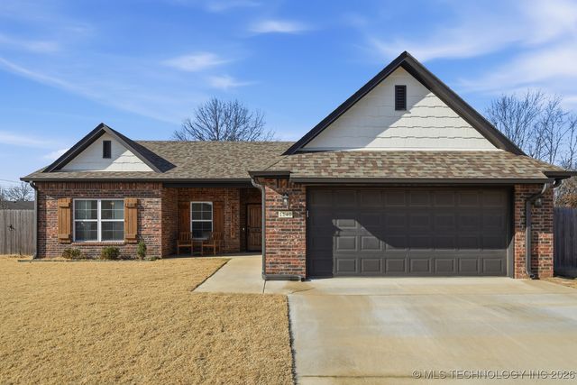 1140 S Javine Avenue, Skiatook, OK 74070
