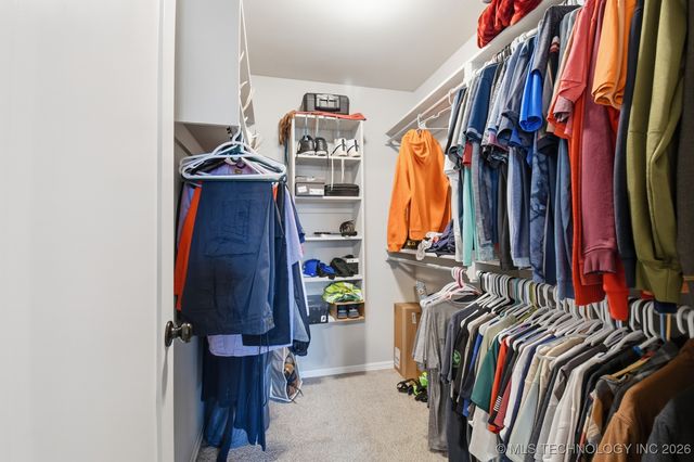 1140 S Javine Avenue, Skiatook, OK 74070