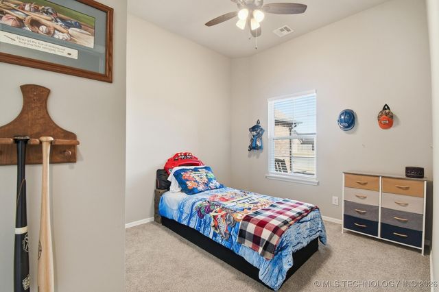 1140 S Javine Avenue, Skiatook, OK 74070