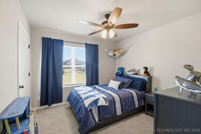 1140 S Javine Avenue, Skiatook, OK 74070