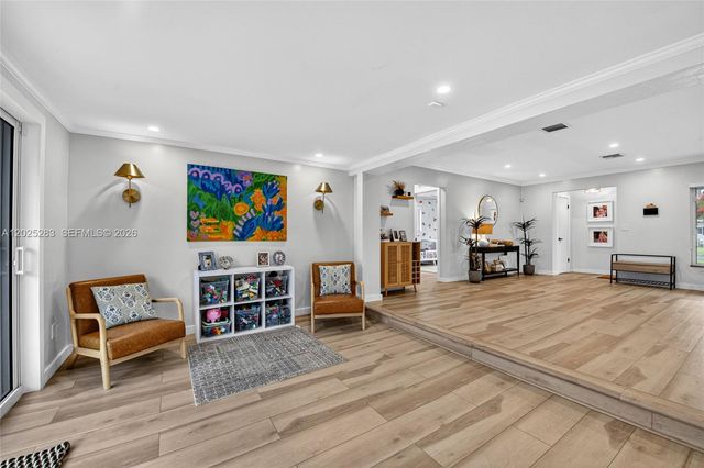 410 SW 55th Ave, Plantation, FL 33317