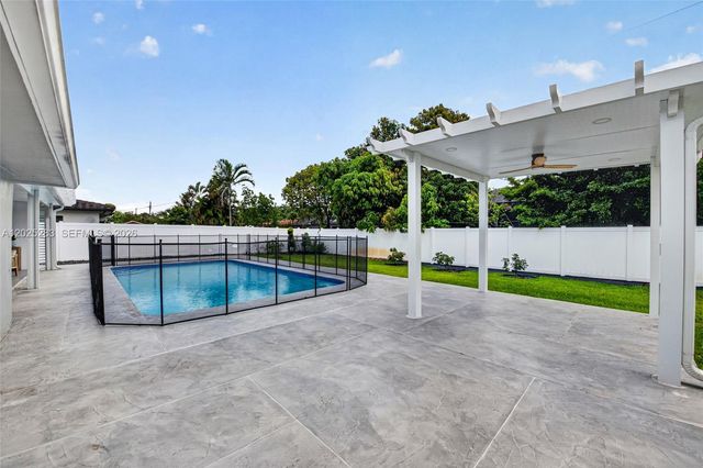 410 SW 55th Ave, Plantation, FL 33317