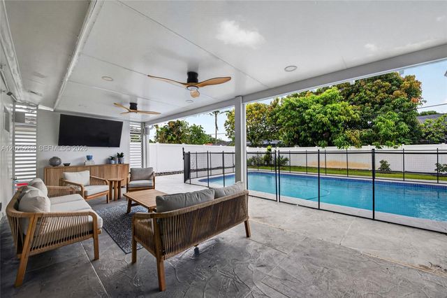 410 SW 55th Ave, Plantation, FL 33317