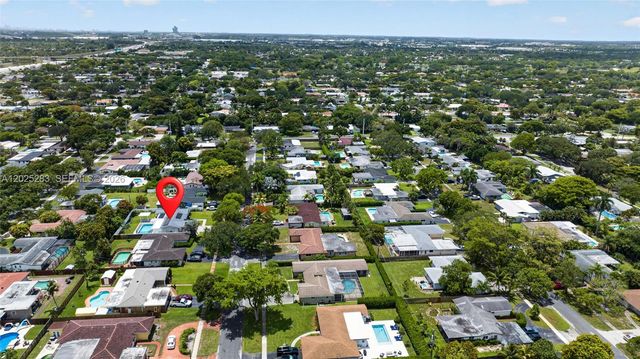 410 SW 55th Ave, Plantation, FL 33317