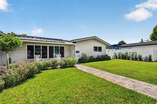 410 SW 55th Ave, Plantation, FL 33317