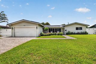 410 SW 55th Ave, Plantation, FL 33317
