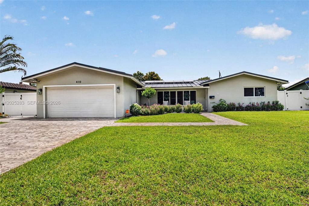 410 SW 55th Ave, Plantation, FL 33317