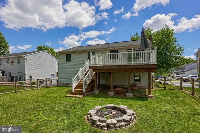 1070 HOLLY LN, Denver, PA 17517