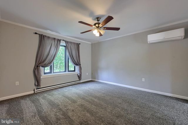 1070 HOLLY LN, Denver, PA 17517
