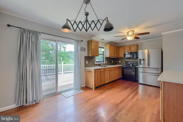 1070 HOLLY LN, Denver, PA 17517