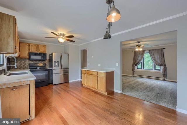 1070 HOLLY LN, Denver, PA 17517