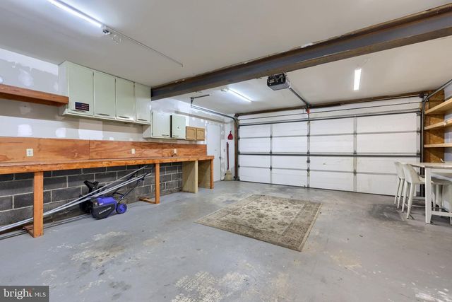 1070 HOLLY LN, Denver, PA 17517