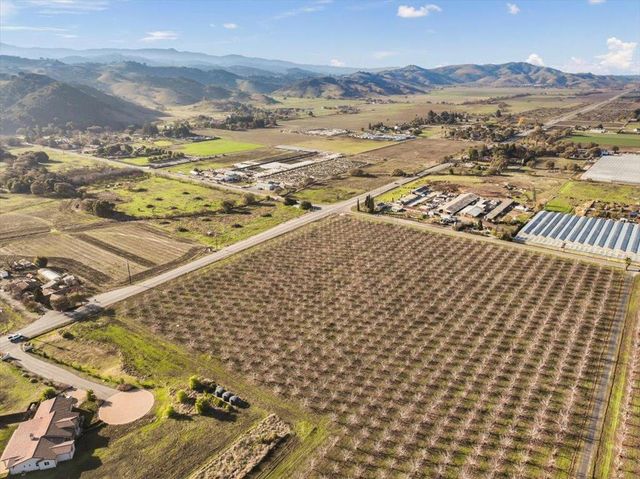 623 San Bruno Avenue, Morgan Hill, CA 95037