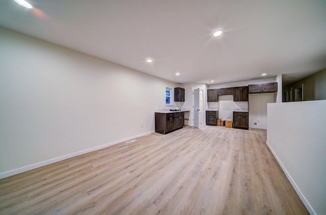 610 Wallgate Avenue, Waterloo, IA 50701