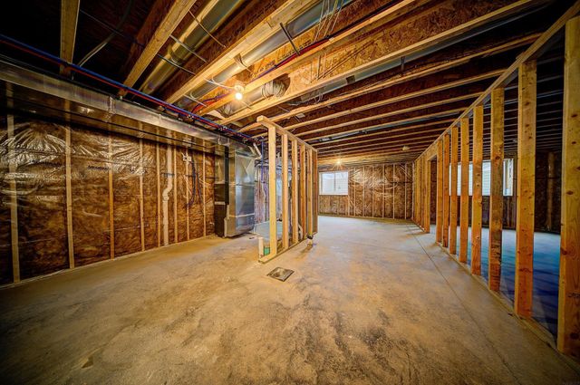 610 Wallgate Avenue, Waterloo, IA 50701