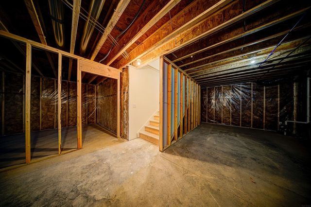 610 Wallgate Avenue, Waterloo, IA 50701