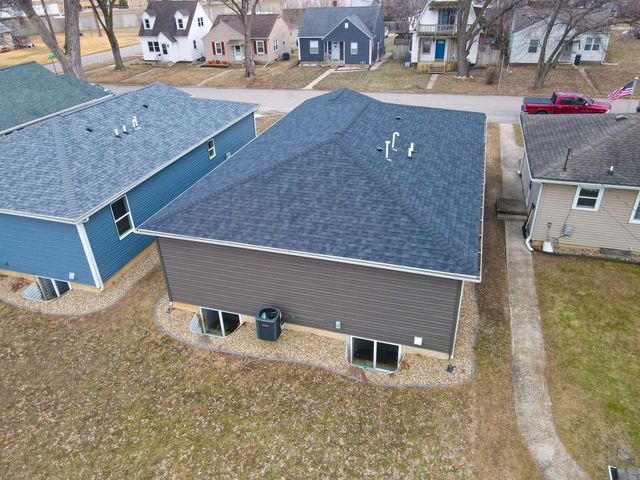 610 Wallgate Avenue, Waterloo, IA 50701