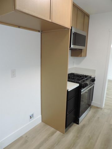 3777 E Olive Avenue, Fresno, CA 93702