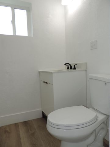 3777 E Olive Avenue, Fresno, CA 93702