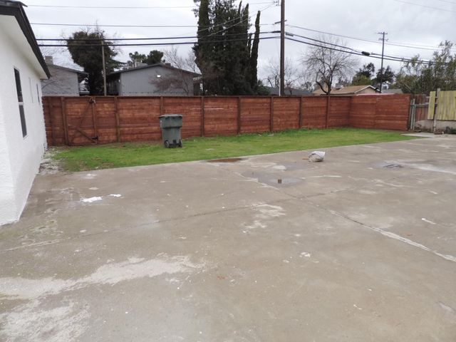 3777 E Olive Avenue, Fresno, CA 93702