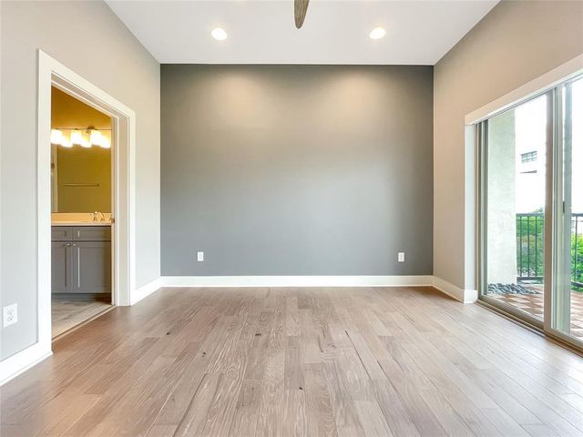 908 Nueces ST 42, Austin, TX 78701