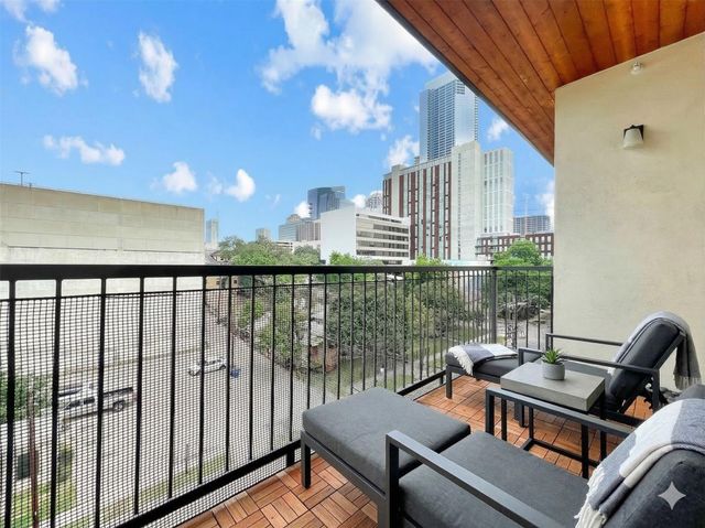 908 Nueces ST 42, Austin, TX 78701