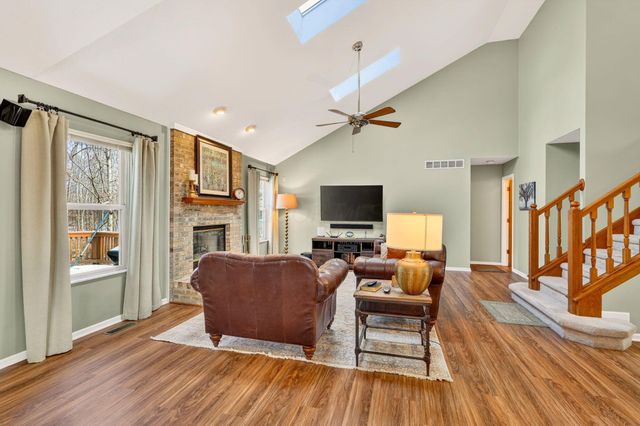 2070 Bryton Drive, Powell, OH 43065