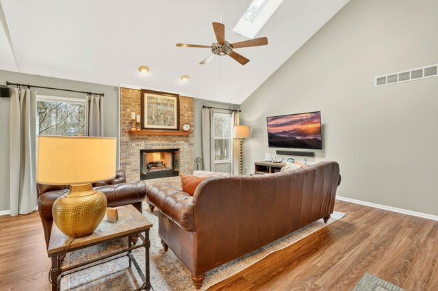 2070 Bryton Drive, Powell, OH 43065