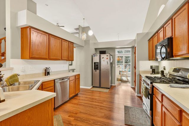 2070 Bryton Drive, Powell, OH 43065