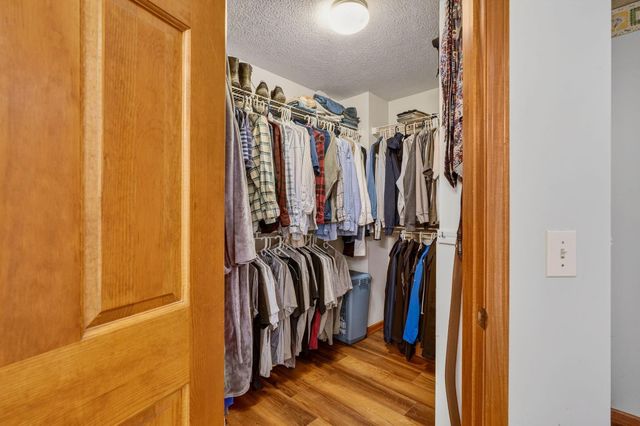 2070 Bryton Drive, Powell, OH 43065