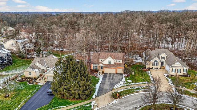 2070 Bryton Drive, Powell, OH 43065