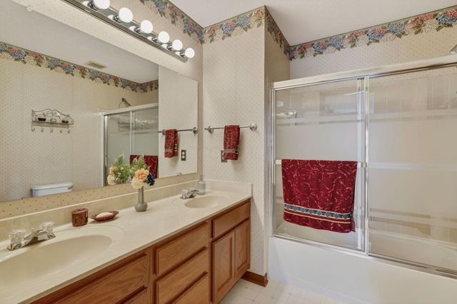 2070 Bryton Drive, Powell, OH 43065