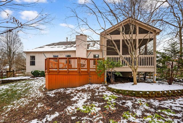 2070 Bryton Drive, Powell, OH 43065