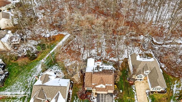 2070 Bryton Drive, Powell, OH 43065