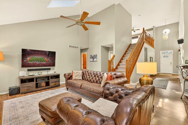 2070 Bryton Drive, Powell, OH 43065