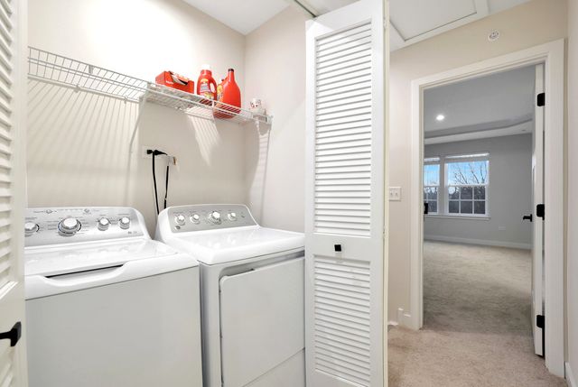 155 Canterbury Way, Lake Zurich, IL 60047