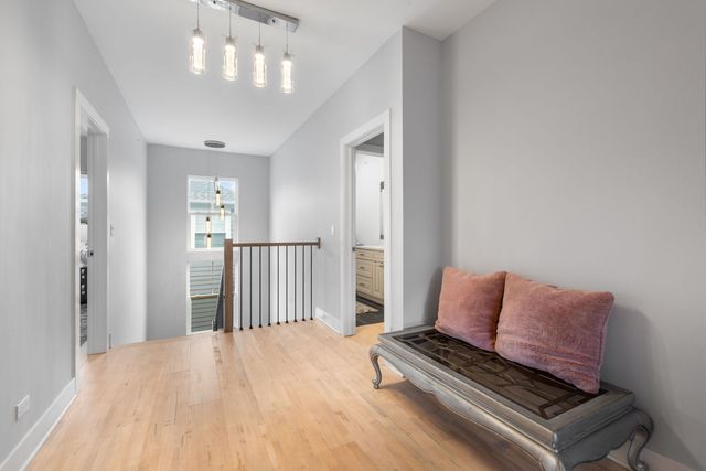 580 Francesca Lane, Roselle, IL 60172