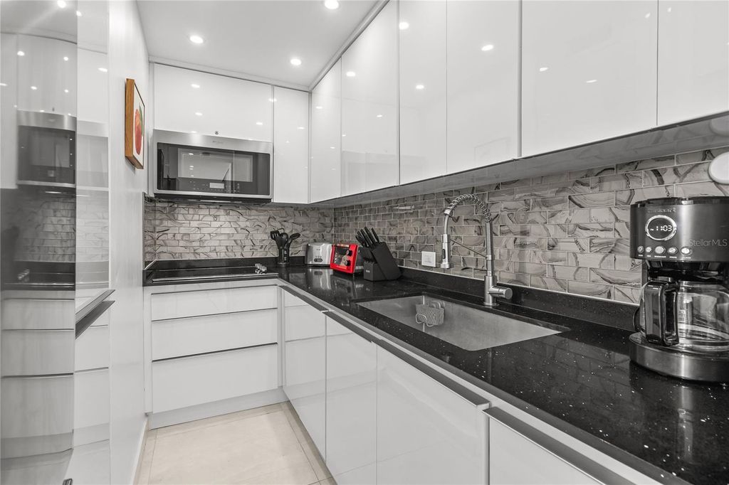 Image 20 of property listing at 5803 CALLE JOSÉ M. TARTAK 1204, Carolina, PR 00979